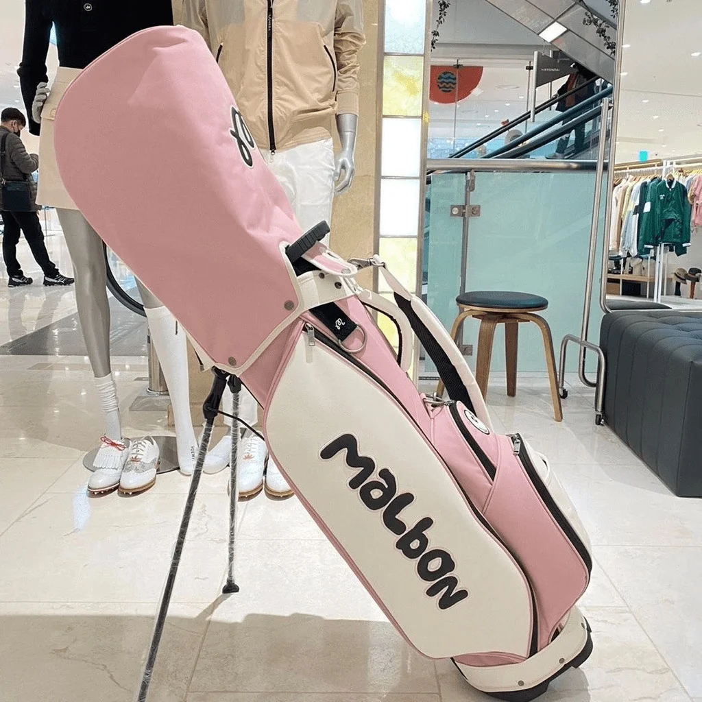 Túi Đựng Gậy Golf Có Chân Chống Unisex | Malbon - hình thu nhỏ 10