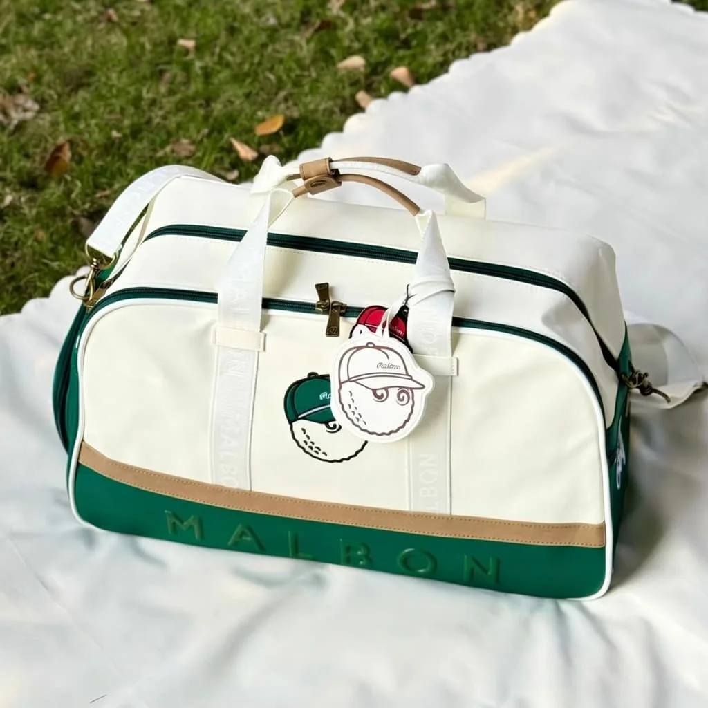 Túi Đựng Quần Áo Golf Da Logo Dập Nổi | Malbon - hình thu nhỏ 5