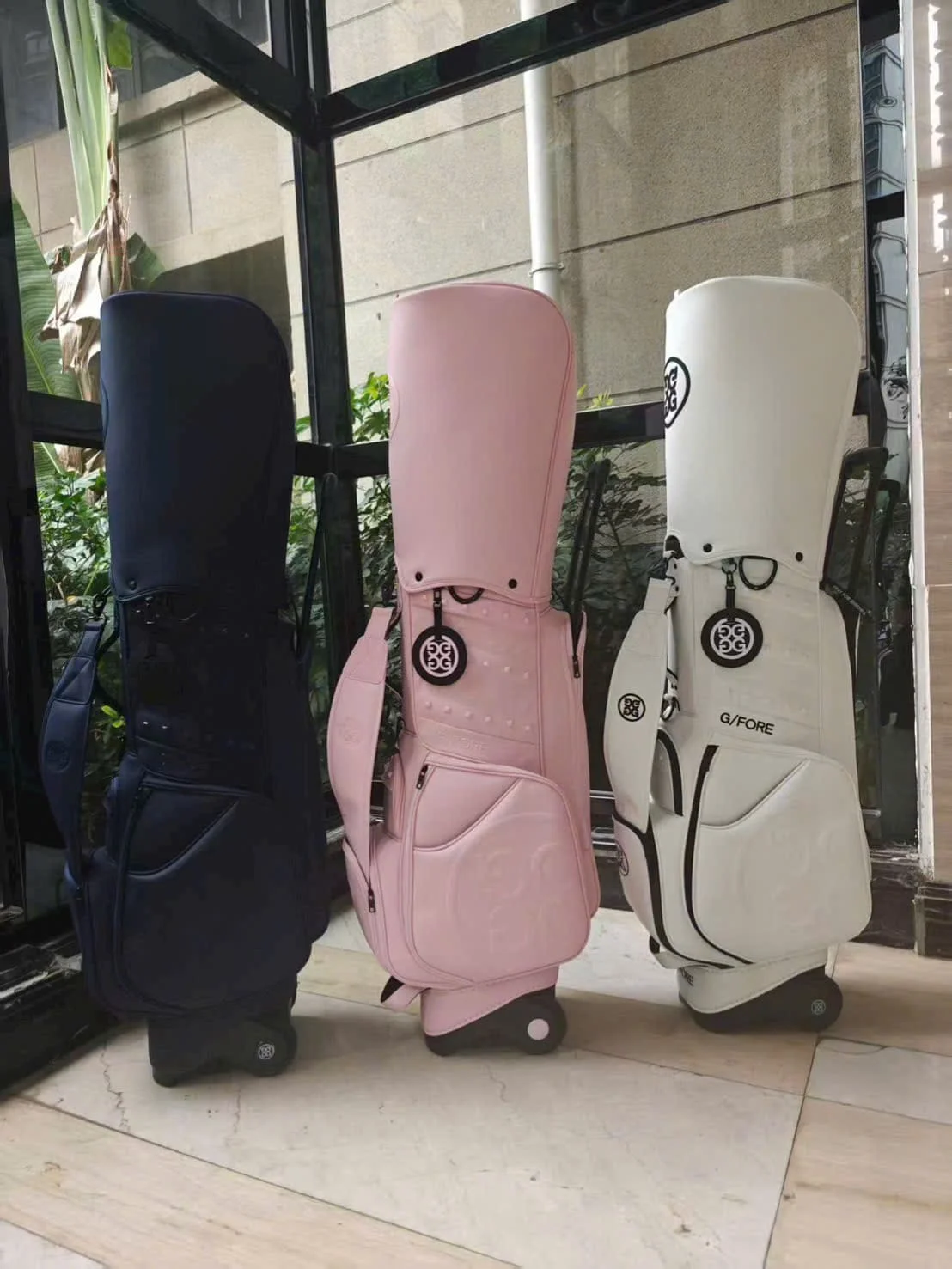 Túi Đựng Gậy Golf Nữ 9 Inch | G/Fore - hình thu nhỏ 4